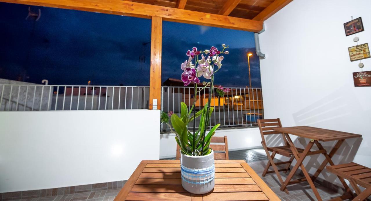 La Scalinata Bed & Breakfast Marina di Mancaversa Bagian luar foto